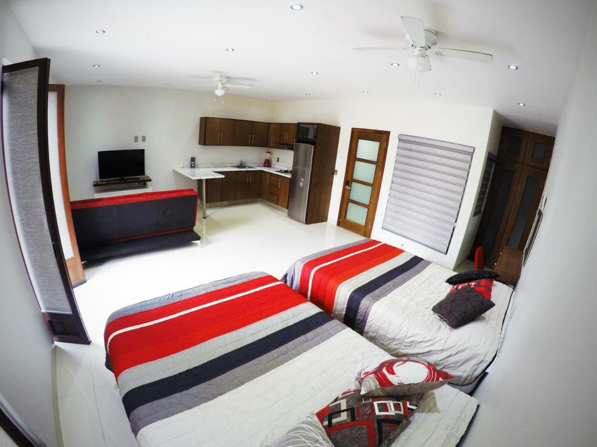 En El Centro 3 Hermoso Loft Familiar Ac Wifi 300 Mbps Aguascalientes Exterior photo